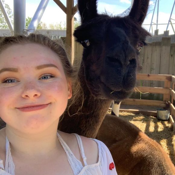 Meet your Posher, Haley - Picture 1 of 1